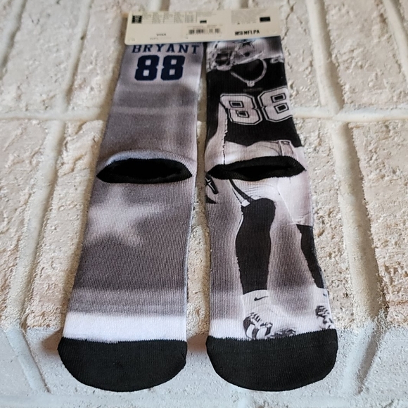 Youth Dallas Cowboys Dez Bryant Socks - Picture 2 of 3